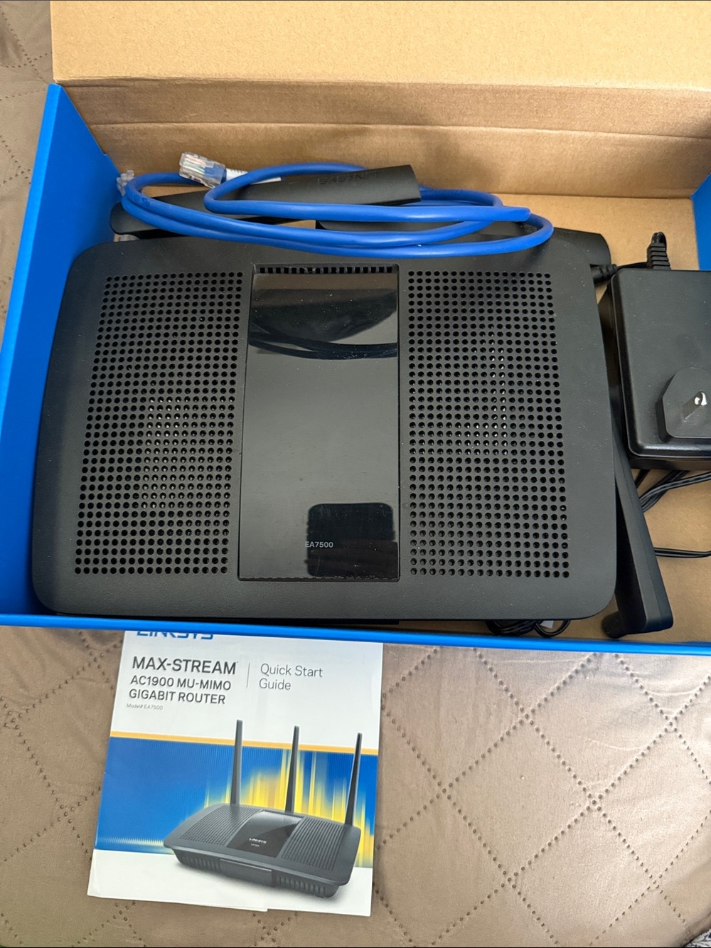 Lynksys Wireless Router - Picture 4 of 5